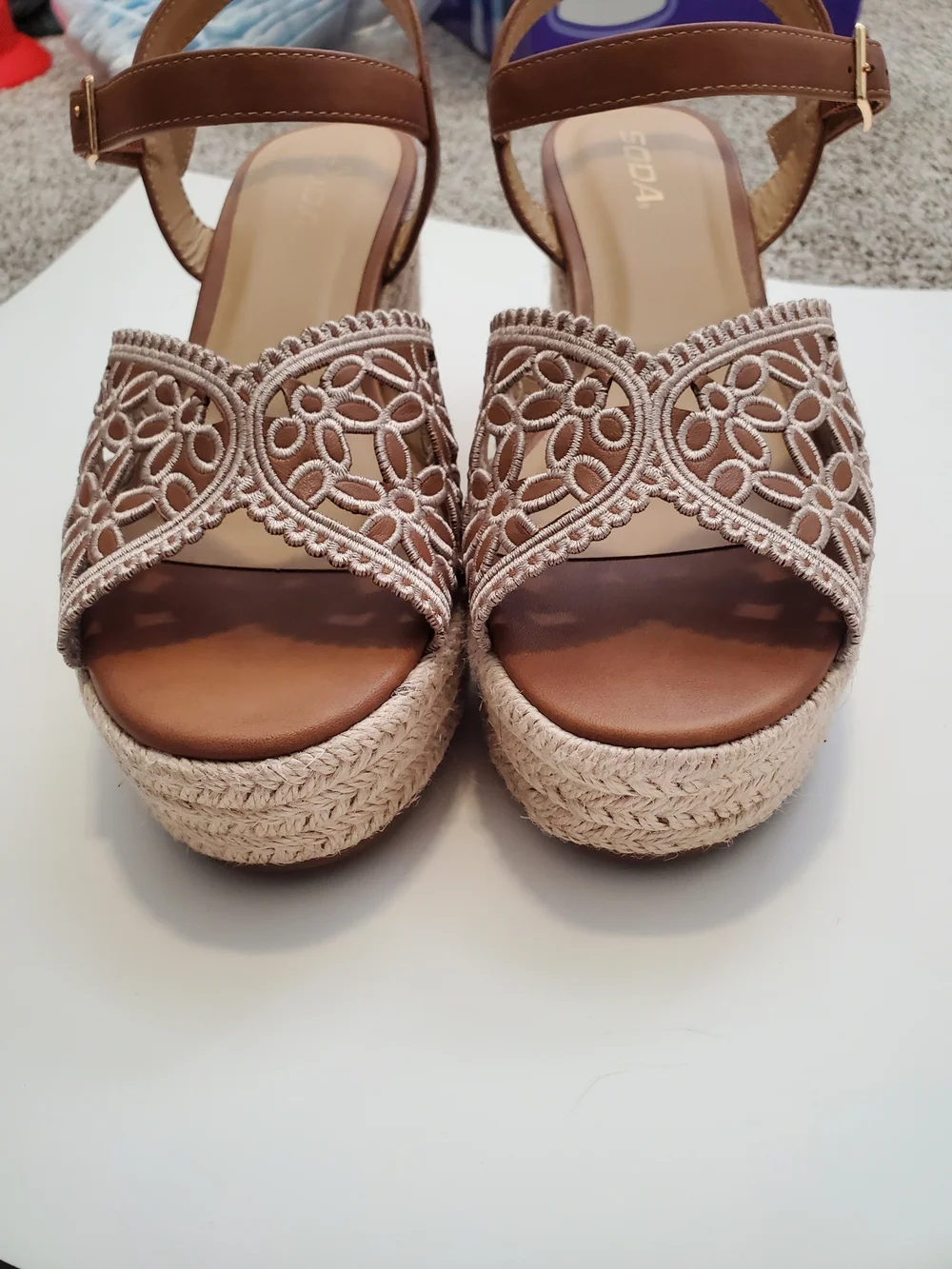 Soda Espadrille Wedges Tan Ankle Strap and White Flora Size 8½